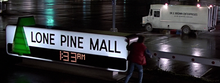 Lone Pine Mall